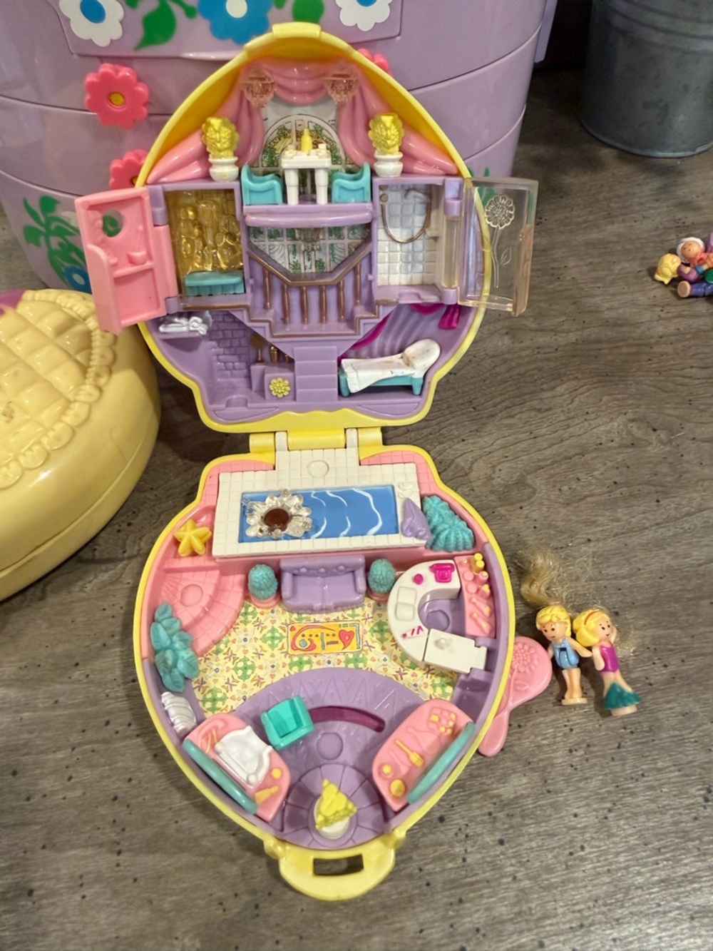 Polly pocket vintage  Style Yellow & Purple Kids Playset Compac Dollhouse
